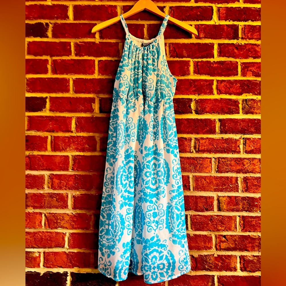 Old Navy turquoise and white paisley maternity dress